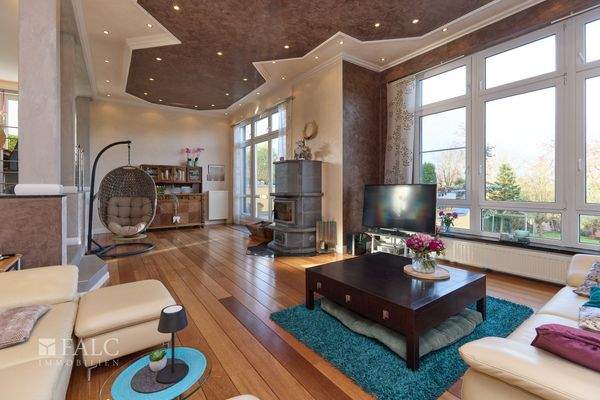 Heller, moderner Wohnbereich