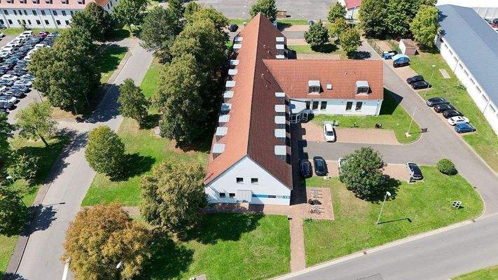 Eingang Ost Gebäude 12