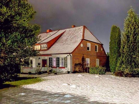 Außenansicht Winter/Nacht