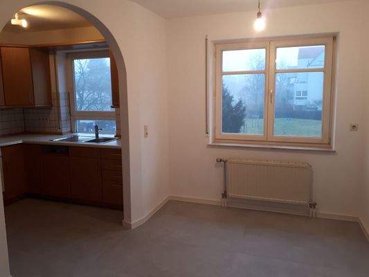 Küche mit Eßplatz.jpeg