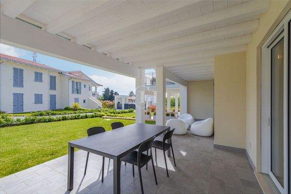 Überdachte Terrasse