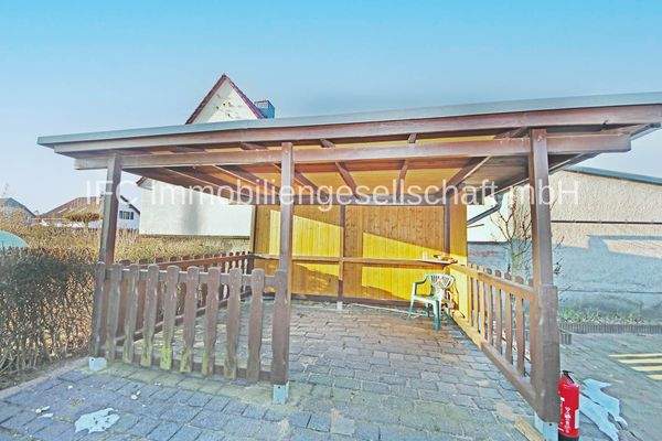 überdachte Terrasse