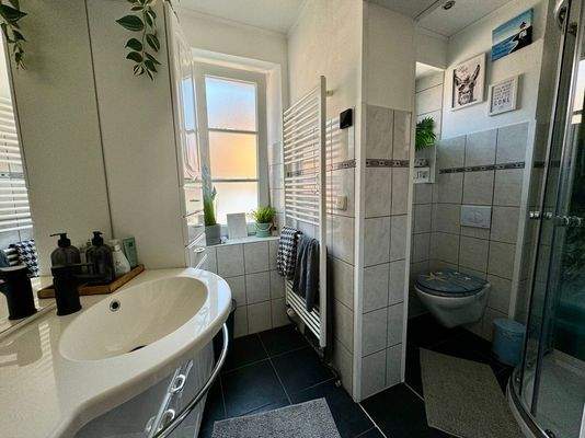 Badezimmer 1 Wohnung 1