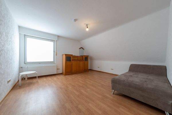 OG Einliegerwohnung Wohnzimmer 