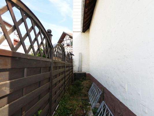 Rückseite vom Nebengebäude