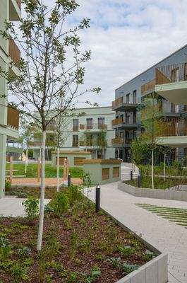 KÖNIGSKINDER_Innenhof