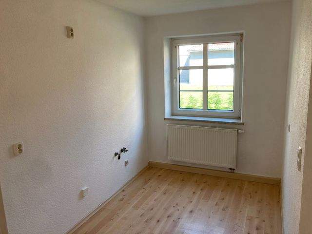 Bezahlbare 2-Raum-Wohnung im Erdgeschoss zu vermieten - Photo 4