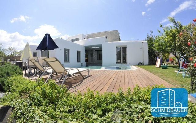 Kreta, Vori: Moderne Villa mit Swimmingpool und großem Garten zu verkaufen