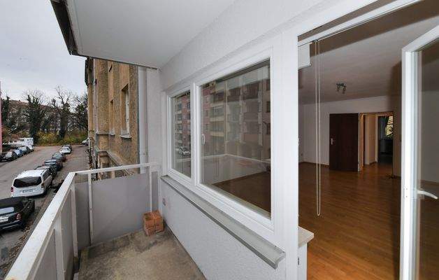 Balkon vor dem Wohnzimmer