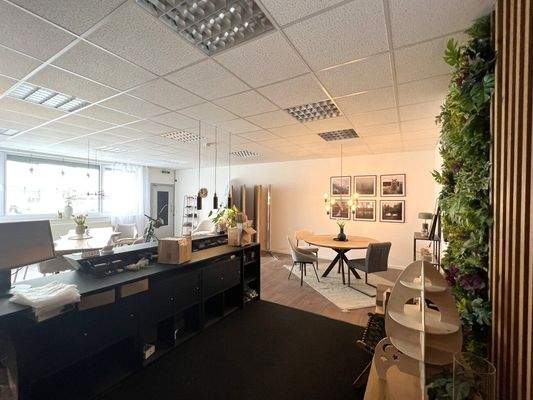 Blick in den Empfangsbereich