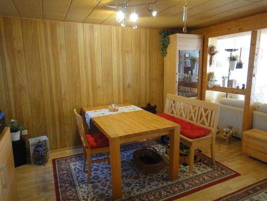 EG Wohnzimmertisch 2