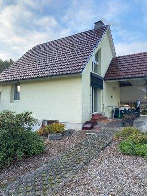 Rückseite mit Terrasse