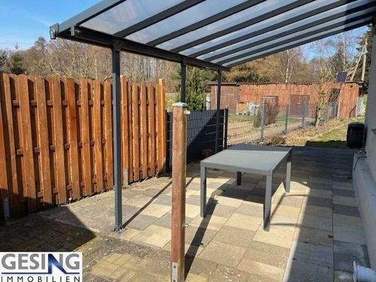 zum Entspannen - sonnige Terrasse