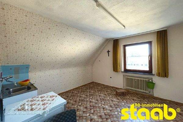 weiteres Zimmere im DG