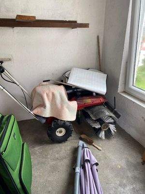 Kehrmaschine ist auch schon da!!