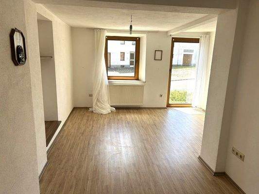 große Zimmer hier EG (AG)