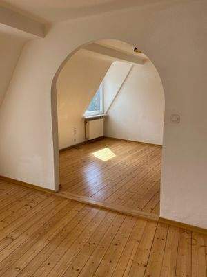 Durchgang z. Schlafzimmer.jpg