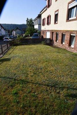 03 - Grundstück vorne.jpg