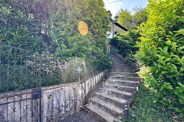 Außentreppe zum Haus