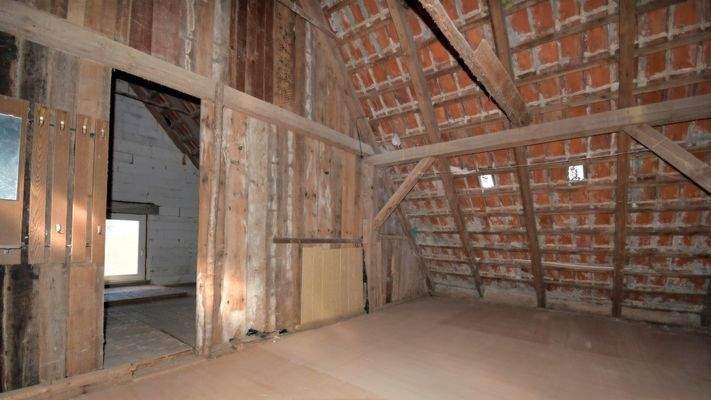 Dachboden 1 (Ausbaureserve)