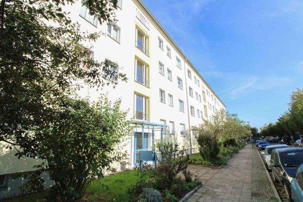 Hausansicht straßenseitig 04