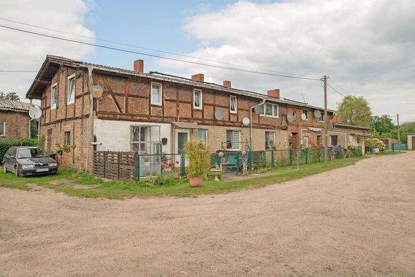 3 Wohnhaus Haus 3 Vorderseite