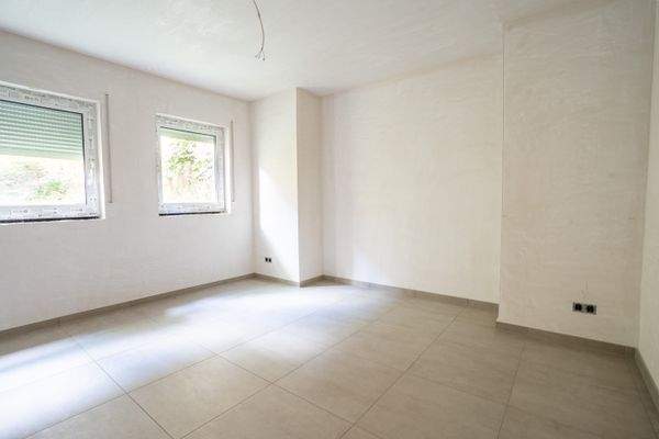 Büro EInliegerwohnung