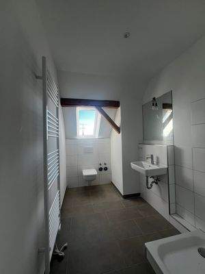 Modernes Badezimmer
