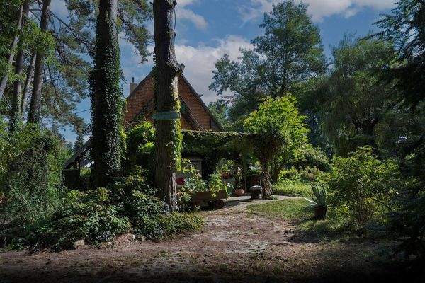 0437e94c-f653-46a9-b7bb-858dc5cf337a