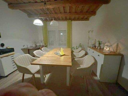 1739969272913 (1).jpg