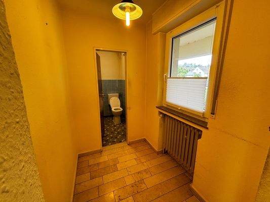 EG Garderobe und Gäste-WC