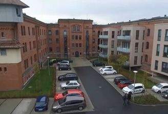 Ansicht Innenhof mit Parkflächen