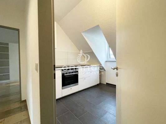 Im Anschluss die Küche...