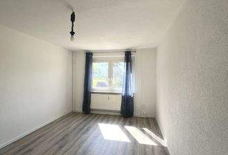 Leerer Raum mit Fenster