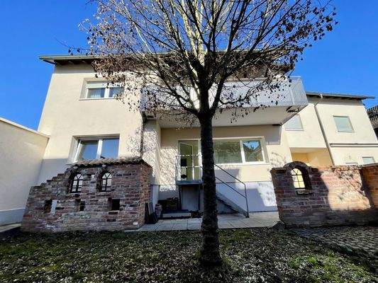 Hausansicht vom garten