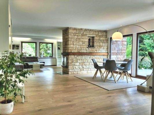 Wohn- und Essbereich