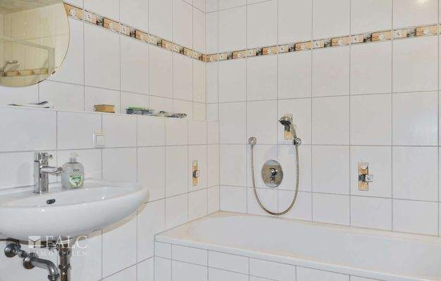 Bad-Einliegerwohnung 