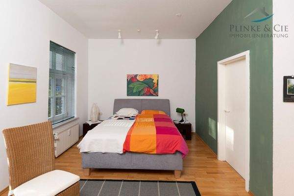 Schlafzimmer mit Ankleide und Bad en-suite