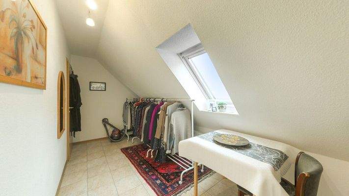 Ankleide/Abstellzimmer