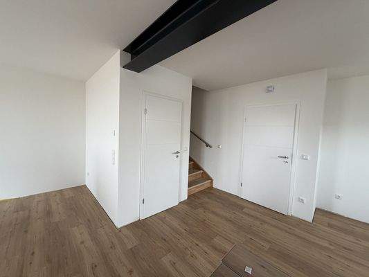 Abstellraum unter der Treppe