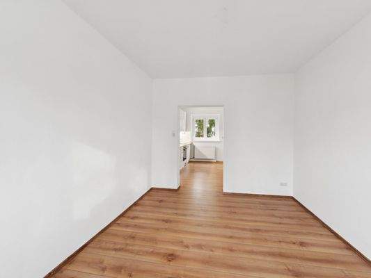 Blick von Wohnen in Küche