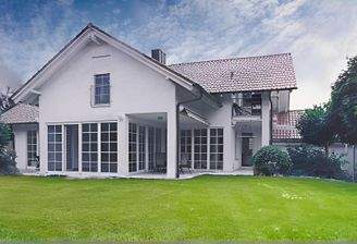 Hausansicht vom Garten aus