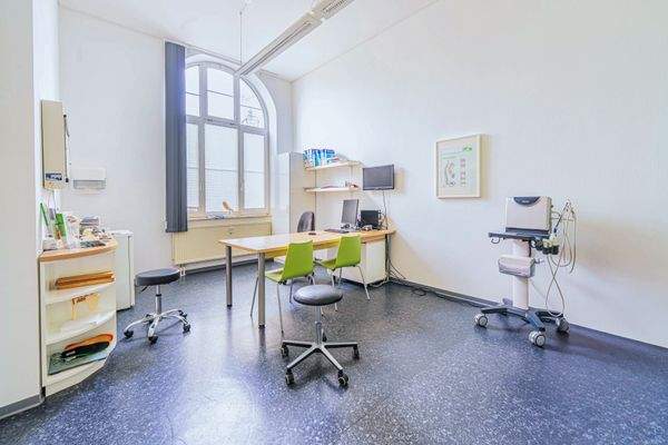 Behandlungsraum 1