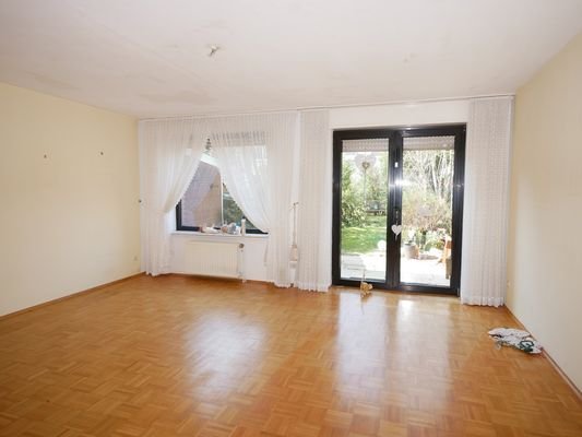 EG Wohnzimmer 01