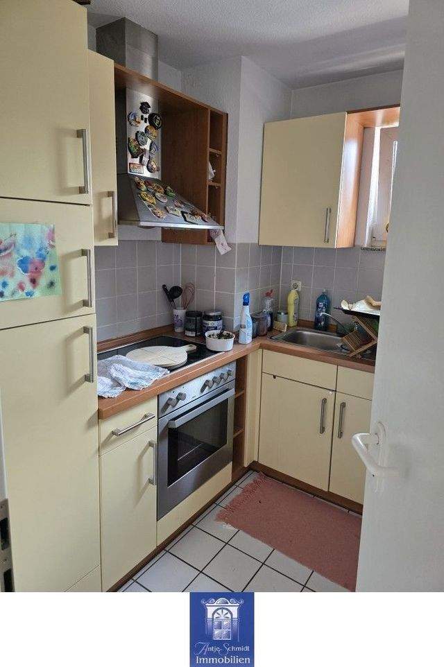 Ideale Wohnung mit Wohlfühlcharakter und großem Balkon! EBK! - Foto 1