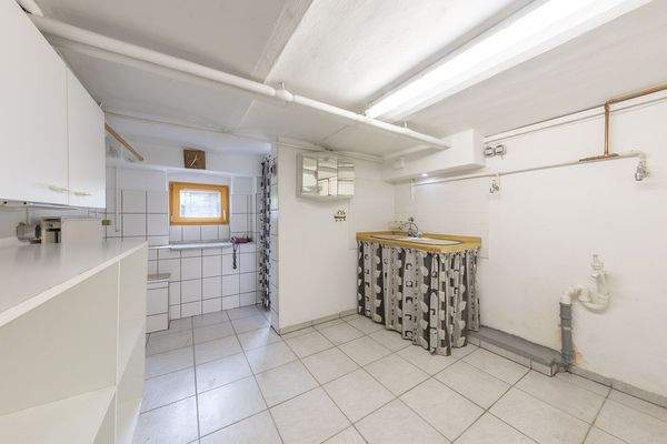 Hauswirtschaftsraum KG