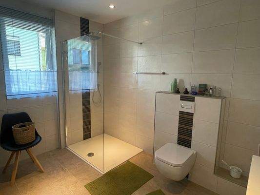 Dusch-OASE, mit Wanne erweiterbar