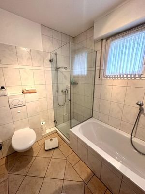 Badezimmer 1.OG