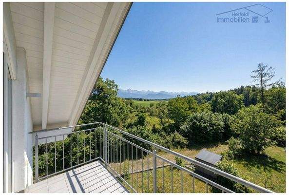 Südbalkon mit Alpenpanorama im DG