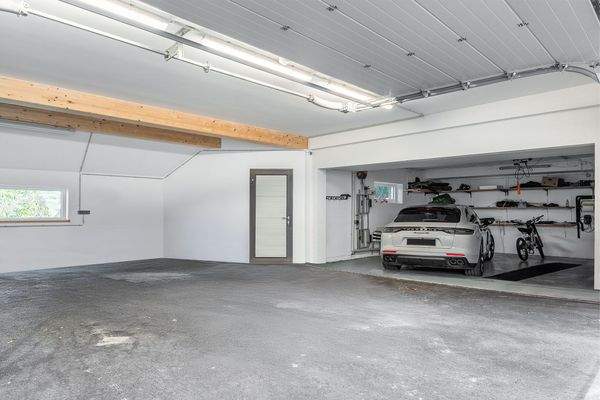 Foto 24 - Garage für 4 Autos.jpg